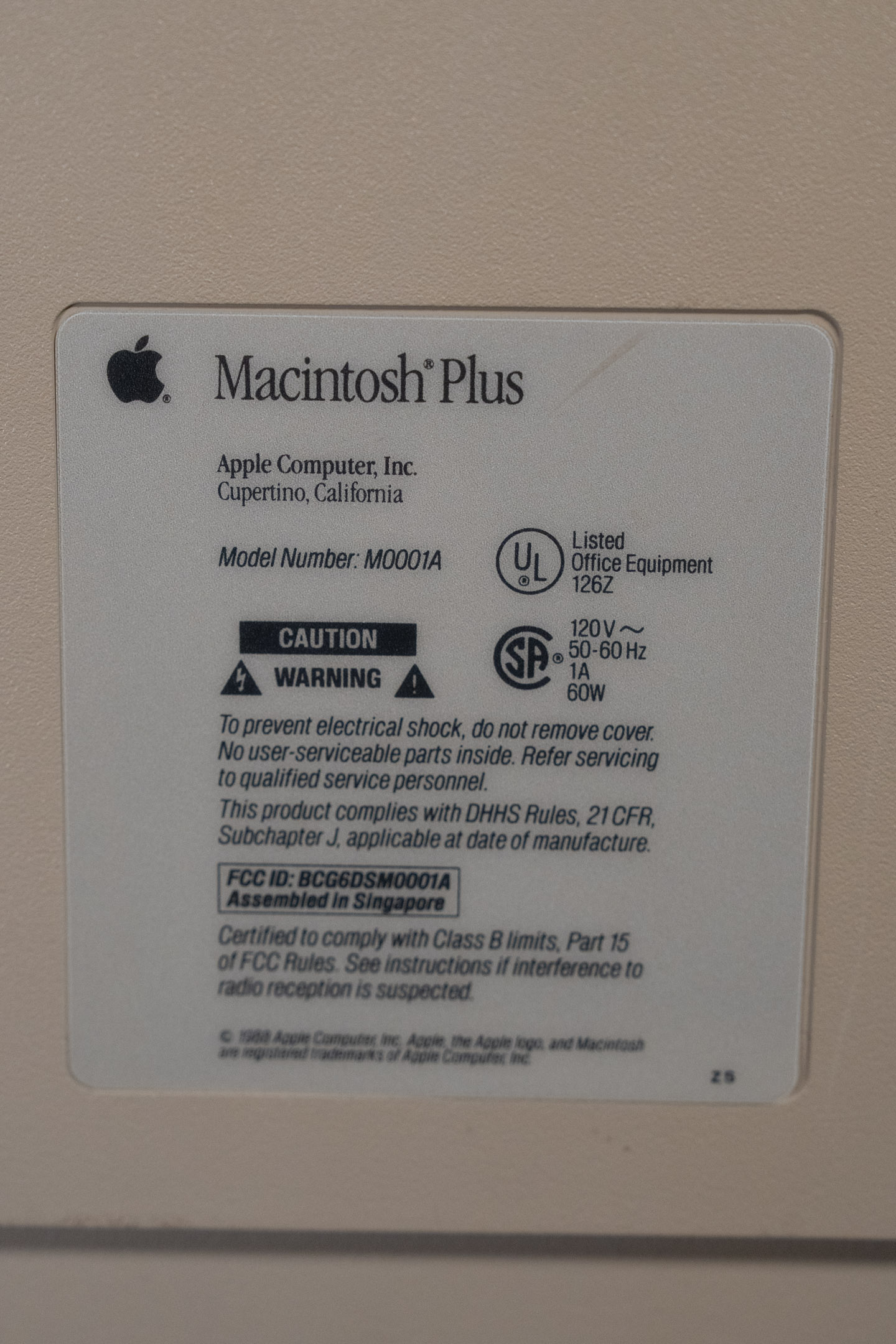 Mac_Plus_1_1856.jpg